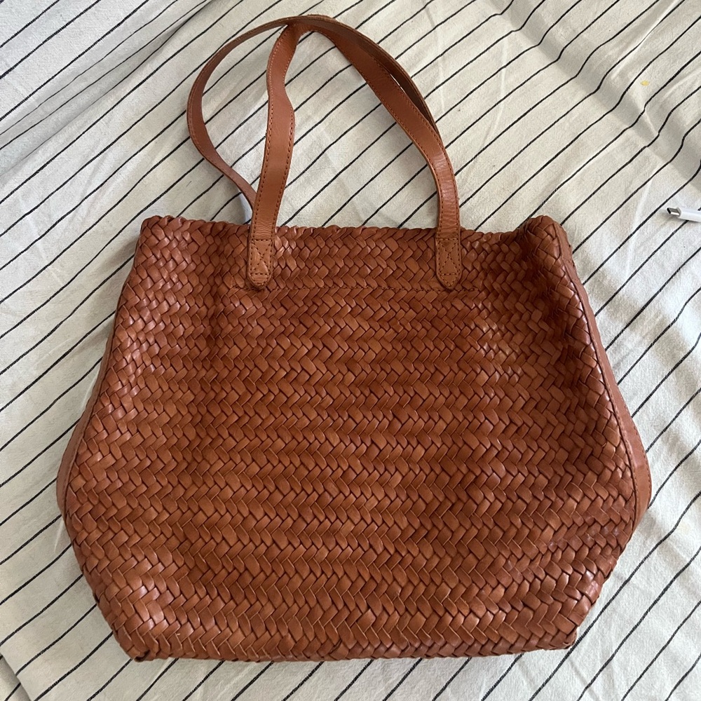 Madewell Medium Transport Tote - Woven Leather
